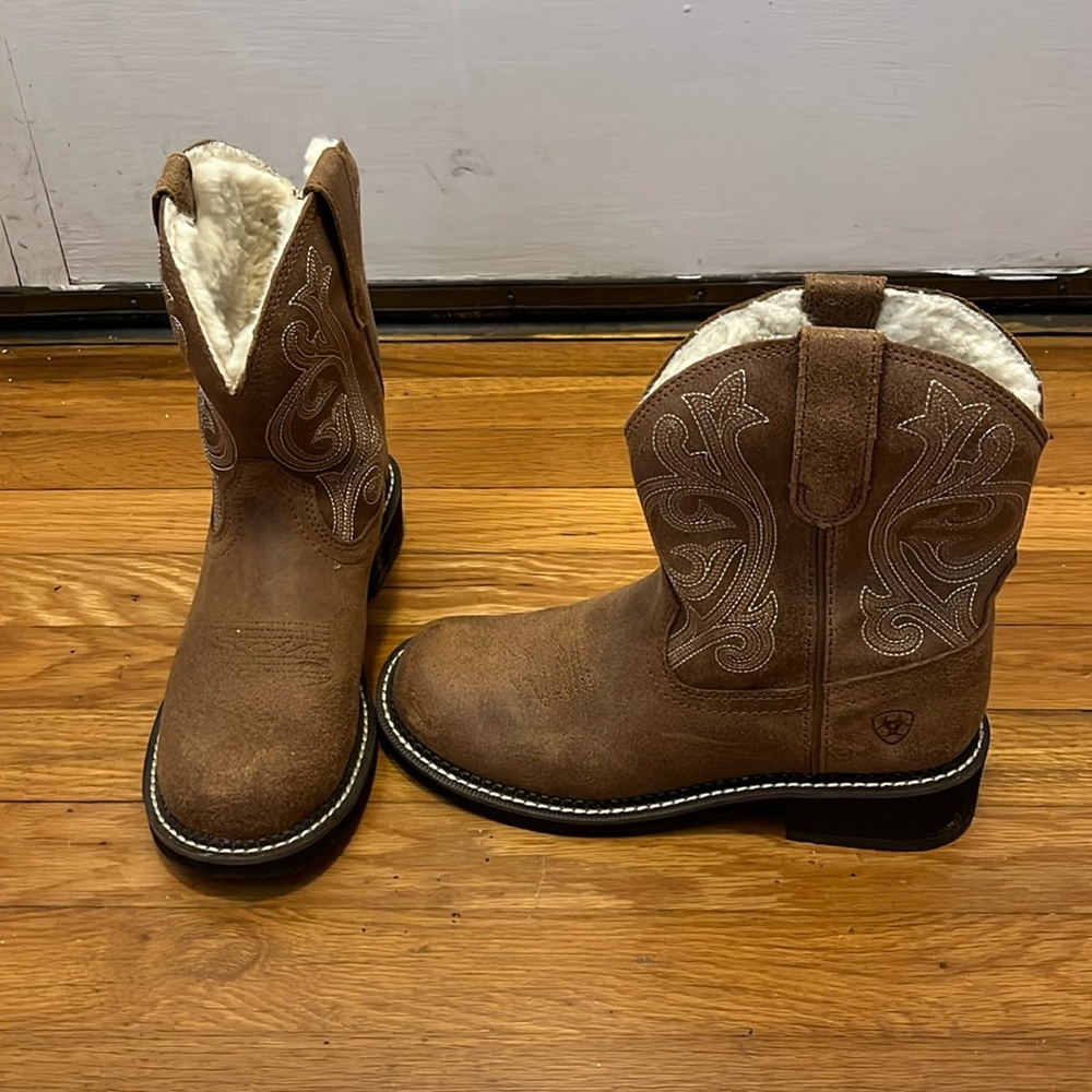 Arita Fat Baby Boots size 8.5